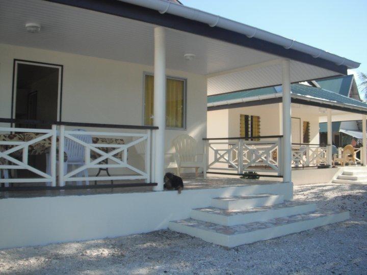 Pension Turiroa " Chez Olga" アヴァトル エクステリア 写真