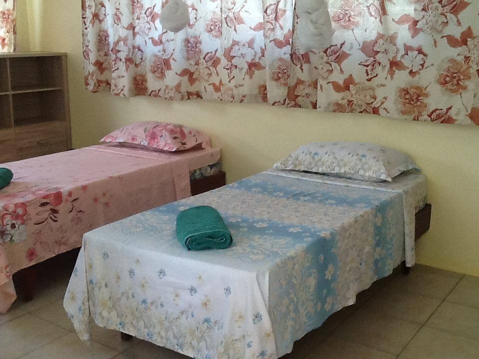 Pension Turiroa " Chez Olga" アヴァトル エクステリア 写真